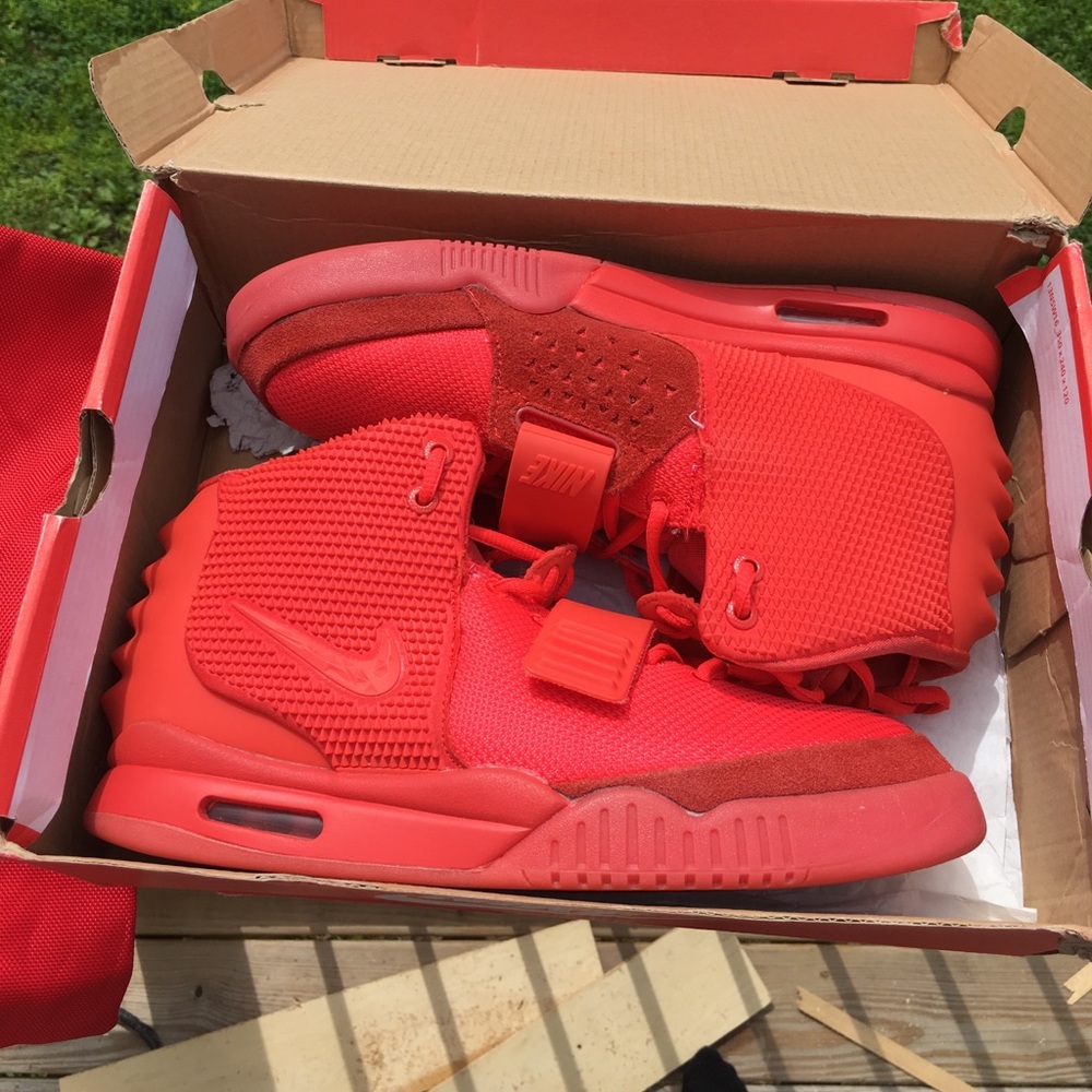 Air Yeezy 2 Red October